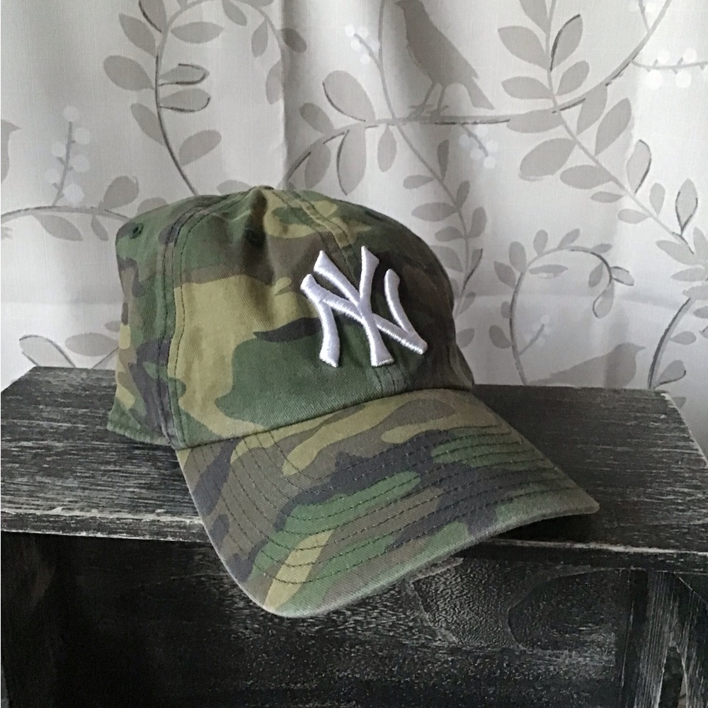 Yankees Camo Hat